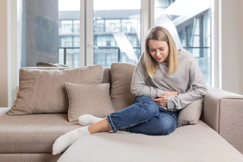 Constipation : le danger caché qui pourrait déclencher crise cardiaque et AVC !