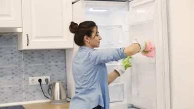 Une astuce infaillible pour un frigo impeccable sans le moindre effort !